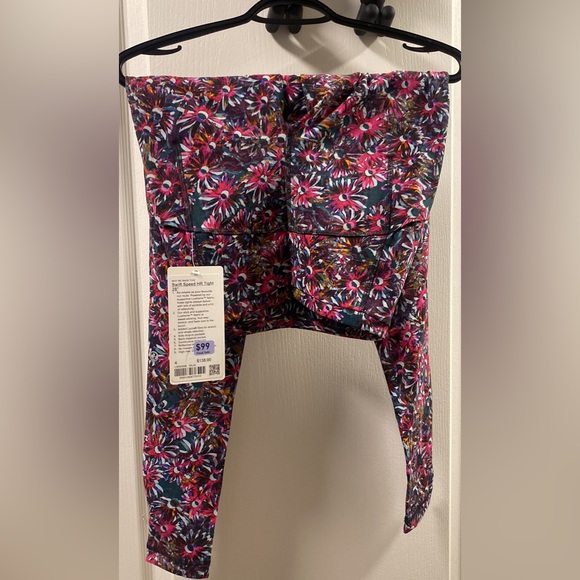 Brand new with tags lululemon leggings with pockets - Picture 2 of 3